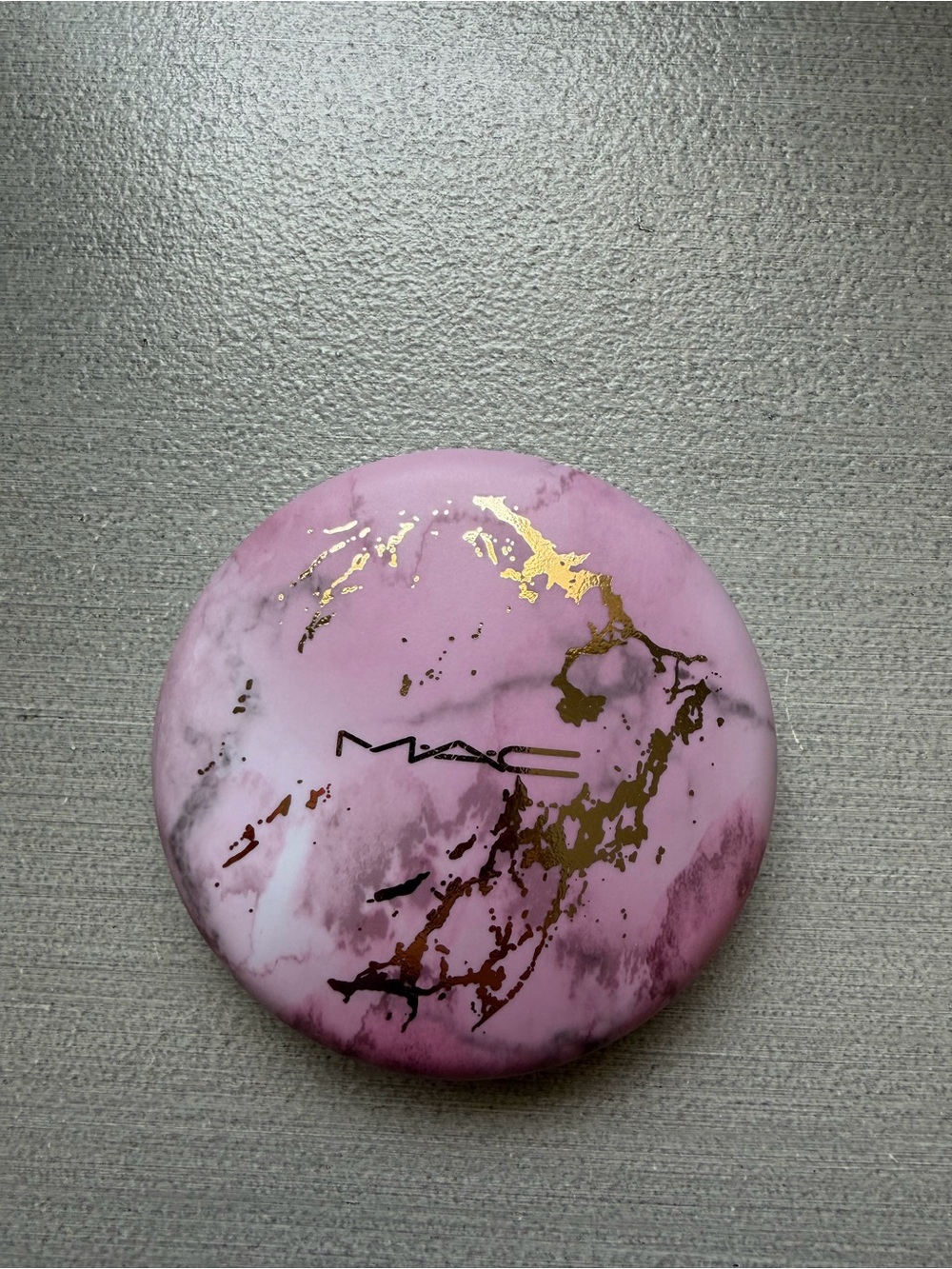 MAC Electric Wonder Iridescent Powder in Serenity Seeker